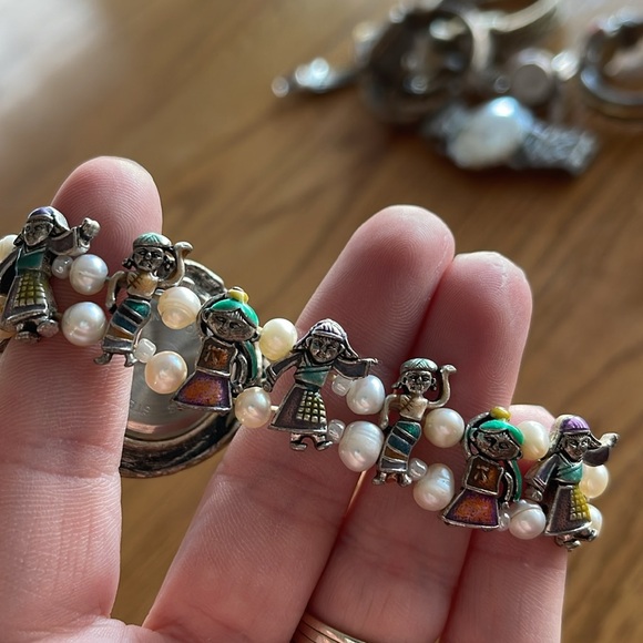 Stretchy Vintage watch bracelet 🌺 - Picture 3 of 4